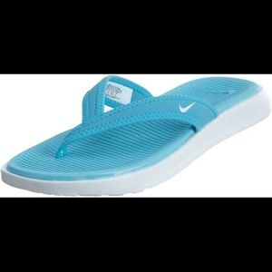 Nike Celso Thong (discontinued)